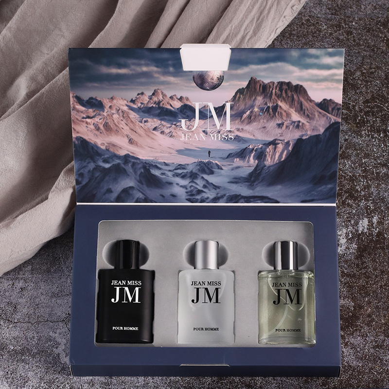Perfume Fragrance Perfume - 男性用オードトワレコロンギフトセット3個、エンボス加工のスクエアボトル、ウッディアクアティックマスキュリナスフレグランスサンプラーキット、黒赤青のマルチカラー香水スプレー、デートや旅行に最適なブルースケーナリーフリップギフトボックス、夫やボーイフレンドへのギフト