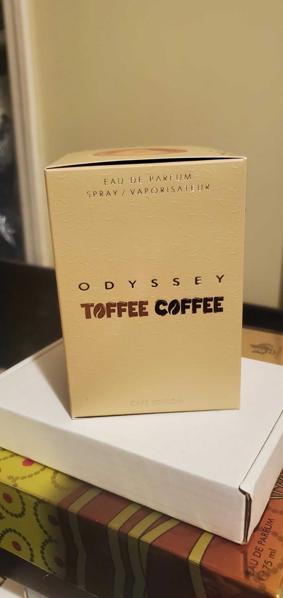 アラマフ オデッセイ トフィー コーヒー ユニセックス ED - Perfume Fragrance Bottle のレビューと価格