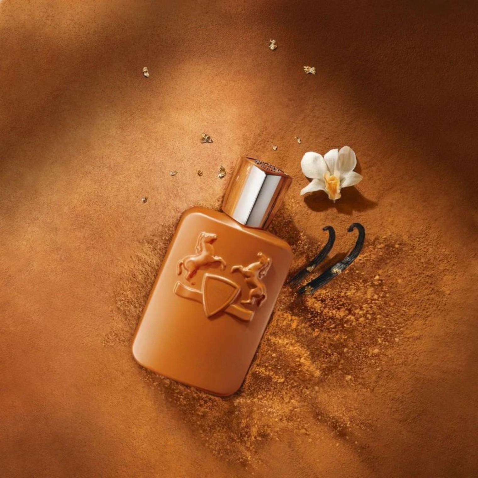 125ml ブラウンボトル メンズフレグランス リッチウッデ - Perfume Fragrance Bottle のレビューと価格