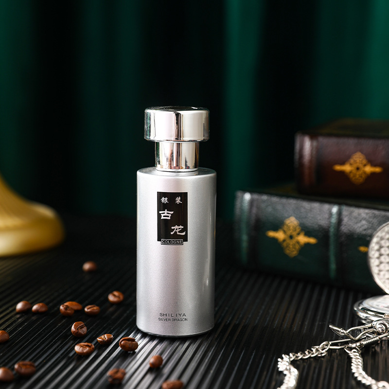 ケルン香水　長時間持続する香り　オリエンタルウッディの香り　 - Perfume Fragrance Perfume のレビューと価格