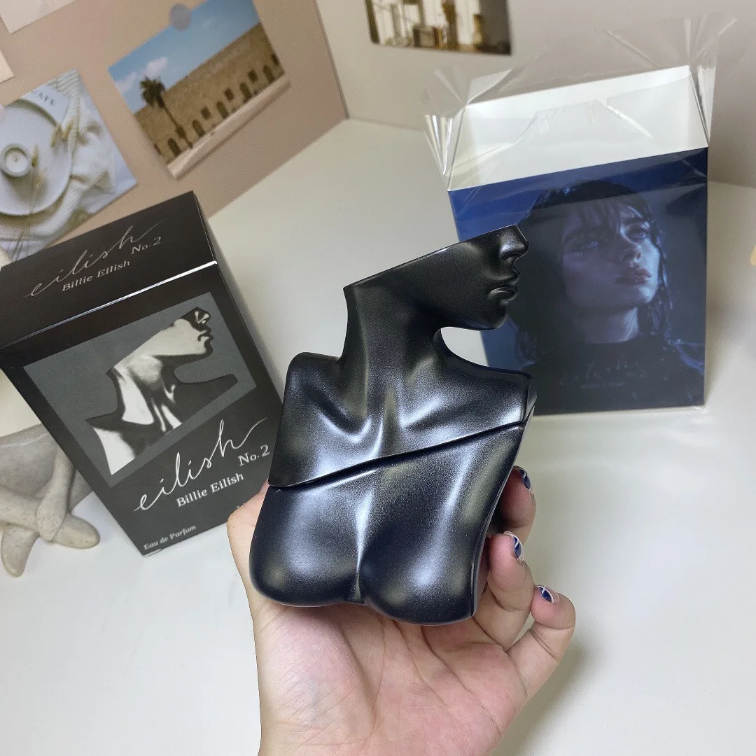 100ml 女性用香水 ラスティングバニラフレグランス オー - Perfume Fragrance Notes のレビューと価格