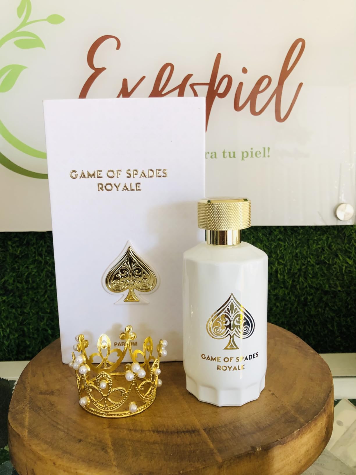 新入荷 ジョ・ミラノ ゲーム・オブ・スペード・ロイヤル パル - Perfume Fragrance Bottle のレビューと価格